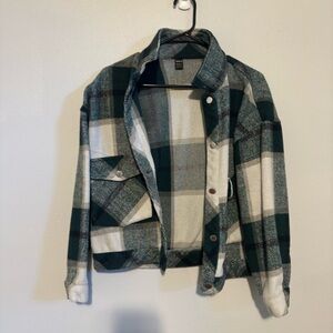 Cropped shacket